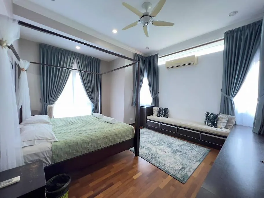 Casa vacanze Teratak Nani Rostam Bukit Jelutong Shah Alam Villa
