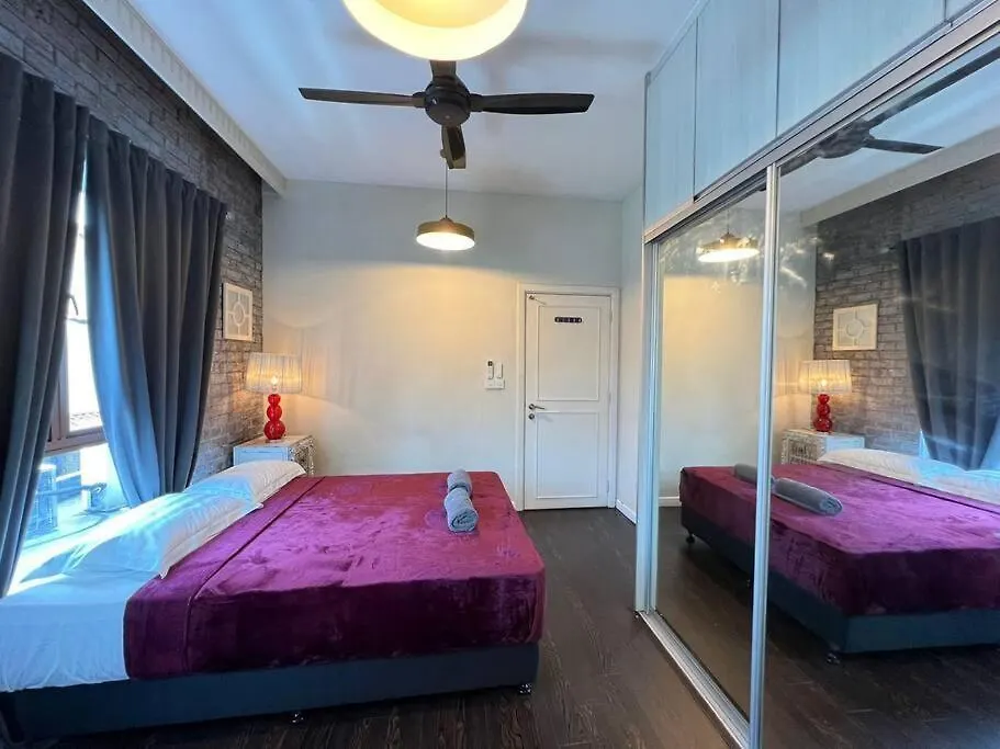 Tatil Evi Teratak Nani Rostam Bukit Jelutong Shah Alam Villa